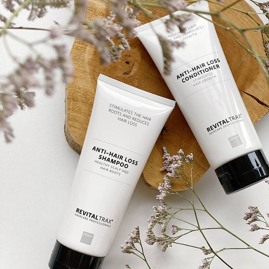 Claudia kampt met haaruitval en test daarom de anti-hair loss producten