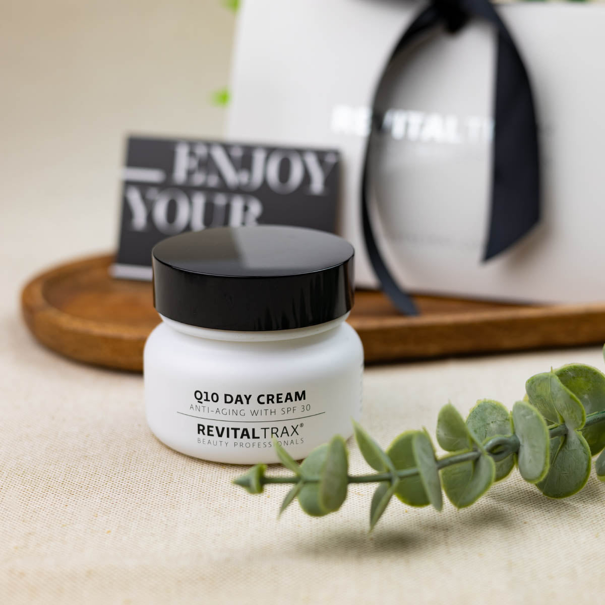 Q10 SPF Day Cream Gift Package